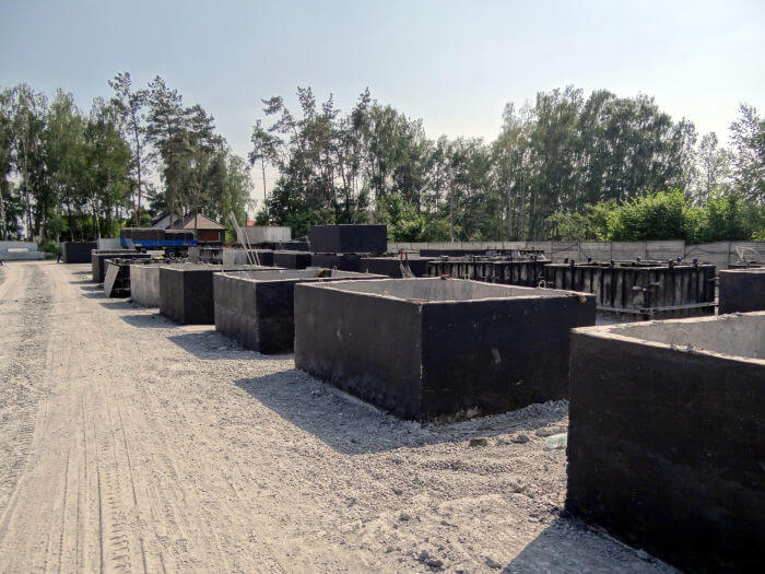Szamba betonowe  w Rewalu